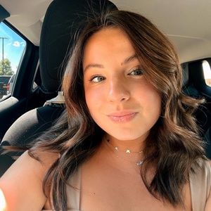 Meet your Posher, Brianna